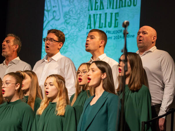 U Prijedoru održan svečani bajramski koncert: 'Nek mirišu avlije'