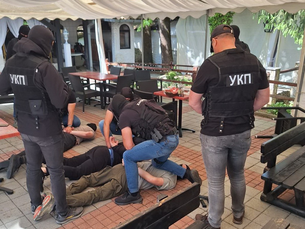 U Prijedoru uhapšen policajac i dvije osobe, pronađeni raketni bacači