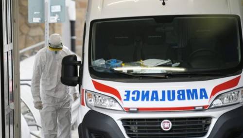 U Prištini od Covida preminula trudnica (24), beba spašena