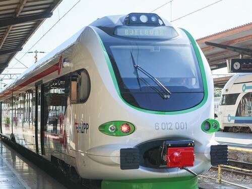 U promet pušten prvi baterijski voz u Hrvatskoj