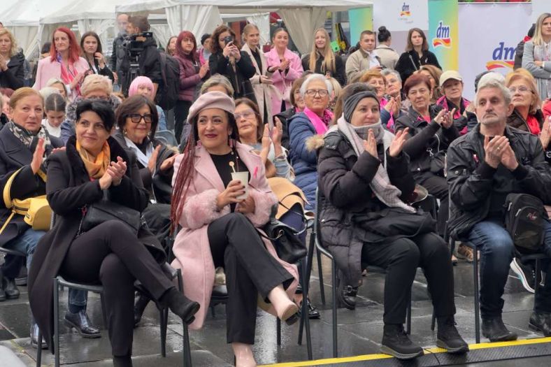 U prosjeku jedna od osam žena oboli od karcinoma dojke
