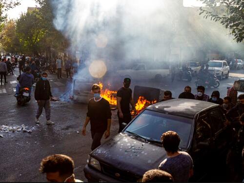 U protestima u Iranu poginule 5.002 osobe