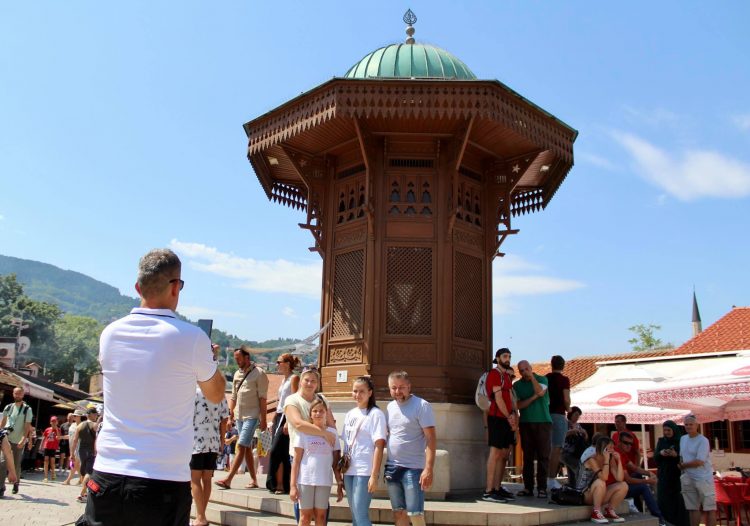 U prvih osam mjeseci 2021. povećan broj turista za 83,3 posto