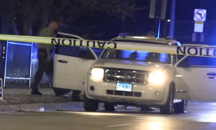 U pucnjavi na autocesti kod Chicaga ubijene tri osobe, uključujući bebu