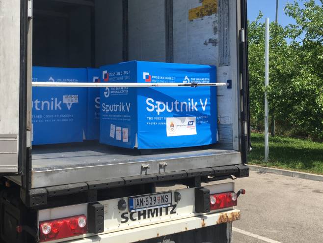 U RS stiglo 25.000 novih doza Sputnika V