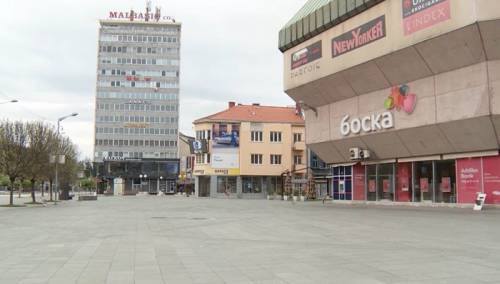 U RS 37 novozaraženih, preminulo 11 osoba