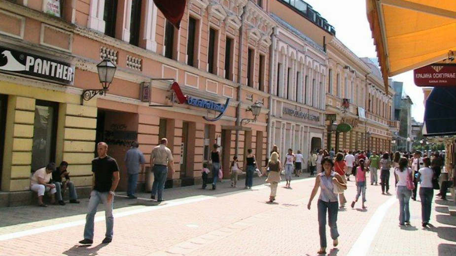 U RS 379 novozaraženih, preminulo 16 osoba