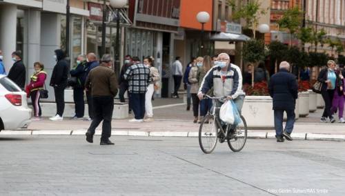 U RS 76 novozaraženih, preminulo 18 osoba