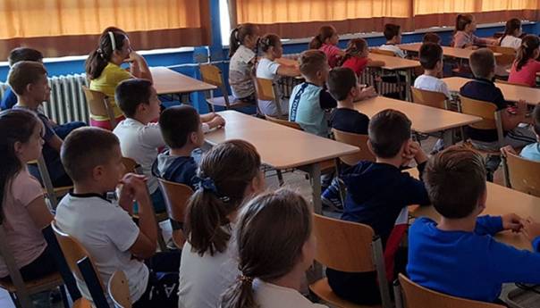 U RS predložena kombinovana nastava u školama