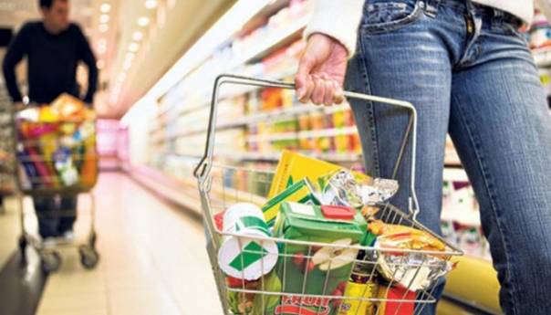 U RS prosječna plata 'dovoljna' za svega 47 posto potrošačke korpe