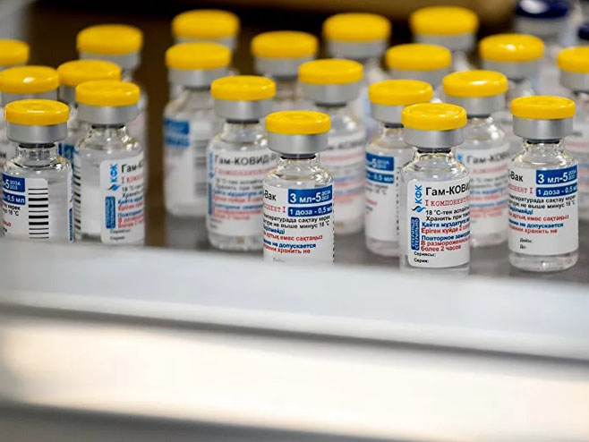 U RS stiže 20.000 doza ruskih vakcina