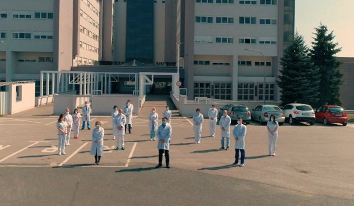 U RS-u održan minut ćutnje za sve preminule od korona virusa