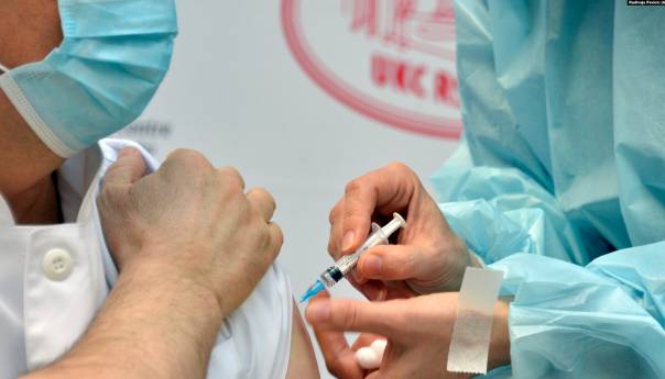 U RS-u počinje vakcinacija trećom dozom protiv korone