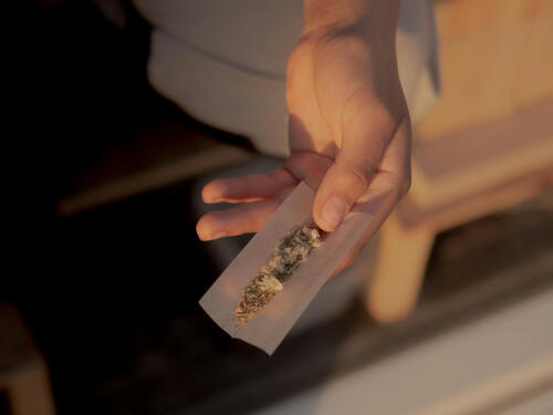 U SAD u porastu sindrom "vrištanja i povraćanja" nakon pušenja marihuane