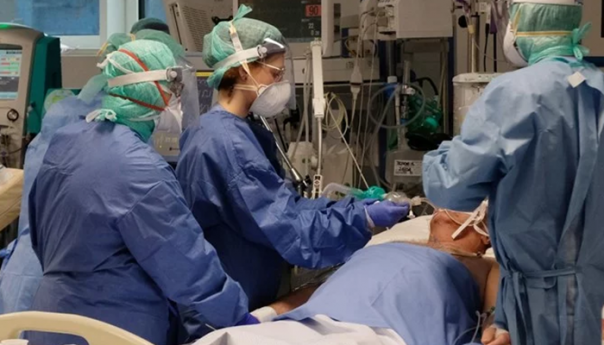 U SAD-u u jednom danu više od 13.000 novih slučajeva