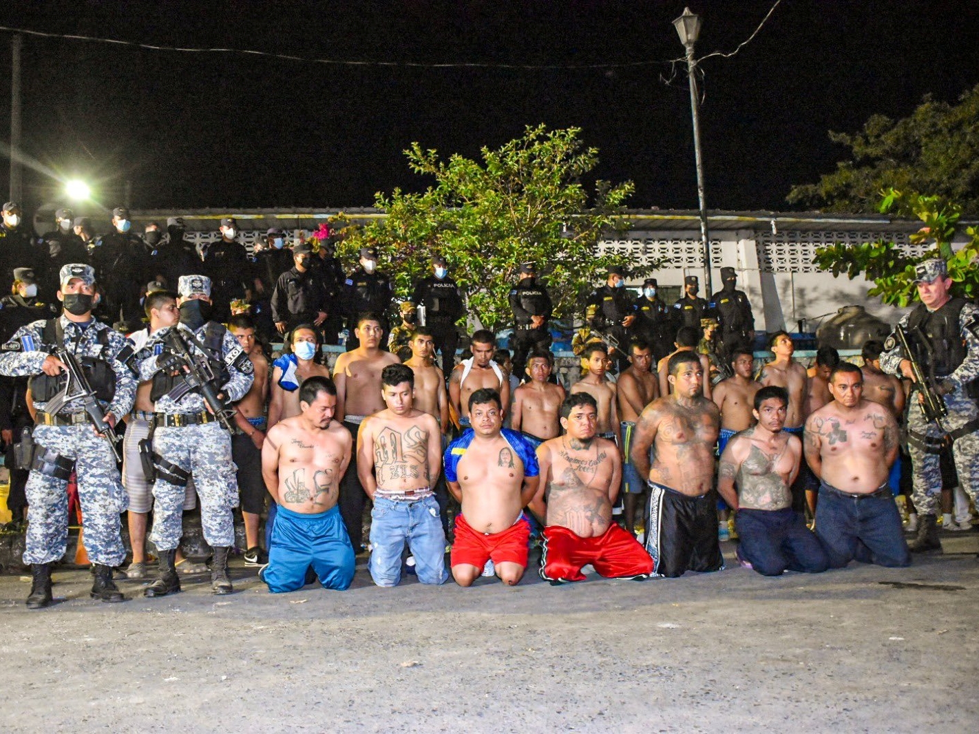 U Salvadoru masovno suđenje protiv skoro 500 članova bande