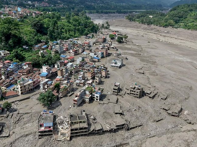 U samo 30 minuta voda narasla devet metara: Poznat uzrok katastrofe u Nepalu