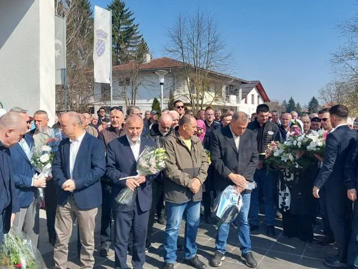 U Sanskom Mostu obilježena godišnjica smrti generala Mehmeda Alagića