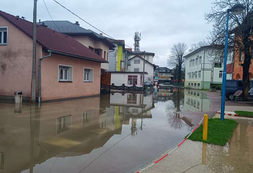 U Sanskom Mostu štete od poplava procijenjene na 2,2 miliona KM