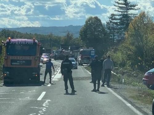 U saobraćajnoj nesreći kod Koceljeve poginula jedna osoba
