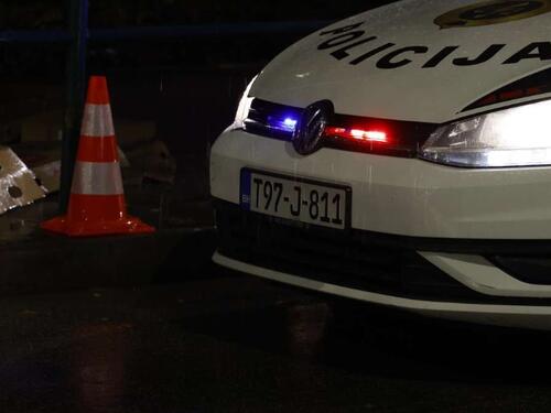 U saobraćajnoj nesreći kod Maglaja teško povrijeđene četiri osobe