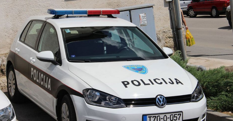U saobraćajnoj nesreći kod Mostara teško povrijeđena jedna osoba