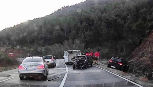 U saobraćajnoj nesreći kod Mostara tri osobe povrijeđene