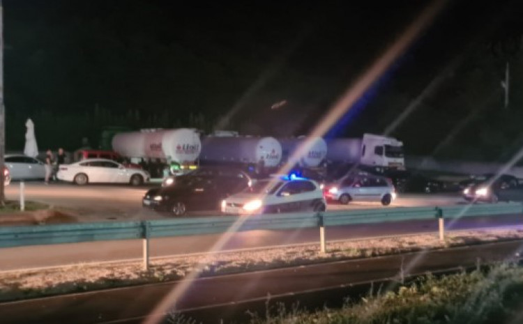 U saobraćajnoj nesreći kod Novog Travnika poginula djevojka