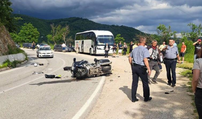 U saobraćajnoj nesreći kod Prijedora teško povrijeđena jedna osoba
