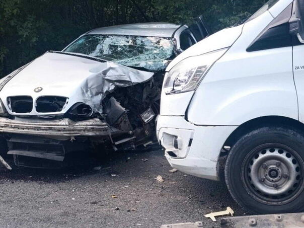 U saobraćajnoj nesreći kod Semizovca povrijeđene dvije osobe