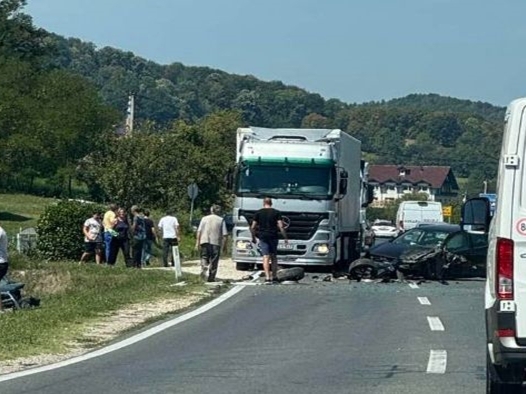 U saobraćajnoj nesreći kod Srebrenika povrijeđene četiri osobe, među njima i dijete