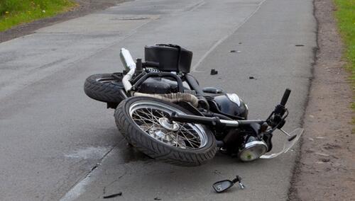 U saobraćajnoj nesreći teško povrijeđen motociklista
