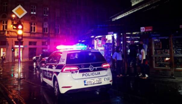 U saobraćajnoj nesreći u Sarajevu lakše povrijeđena jedna osoba
