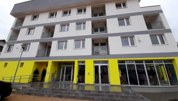 U Sapni 18 porodica iz kolektivnog centra useljava u novi objekat