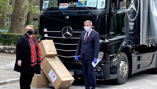 U Sarajevo stigla pomoć Republike Hrvatske vrijedna 300.000 KM