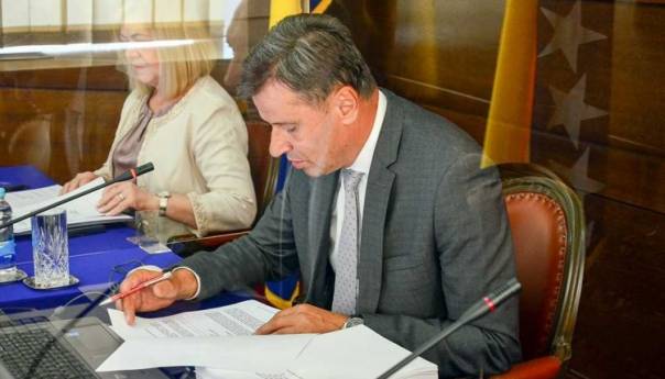 U Sarajevu danas redovna sjednica Vlade FBiH