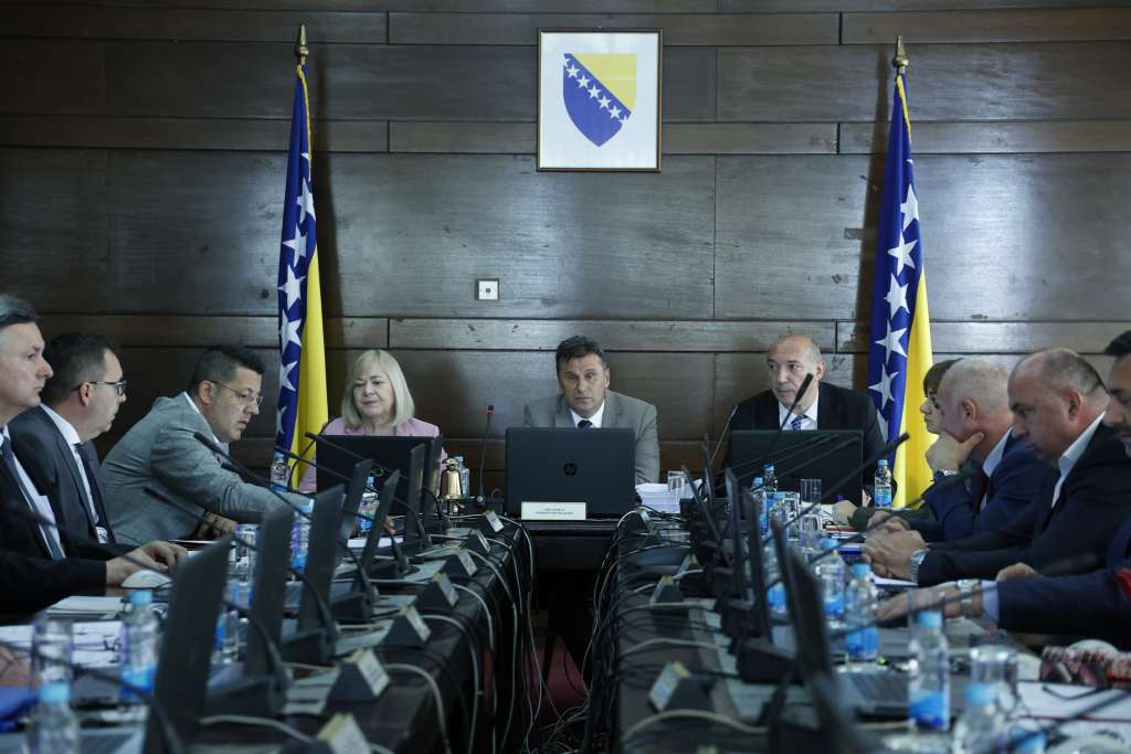 U Sarajevu danas sjednica Vlade FBiH