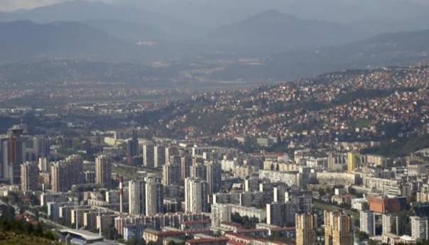 U Sarajevu i Zenici jutros nezdrav zrak