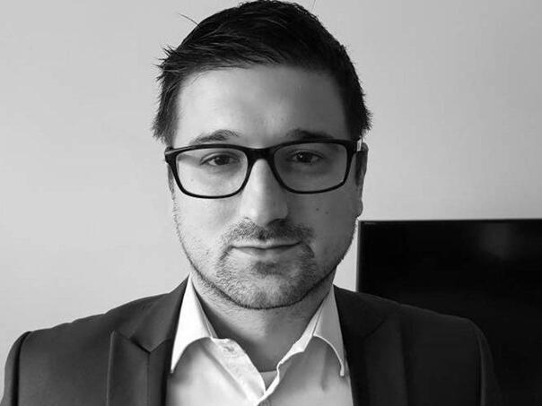 U Sarajevu iznenada preminuo mladi advokat (38)