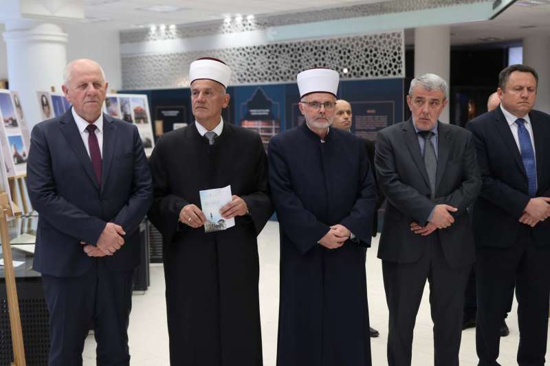 U Sarajevu otvorena izložba 'Sultanske džamije u BiH'