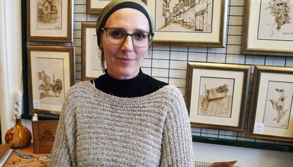 U Sarajevu otvorena prva bh. izložba radova pirografije