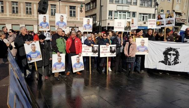 U Sarajevu počeo skup “Pravda za Dženana”