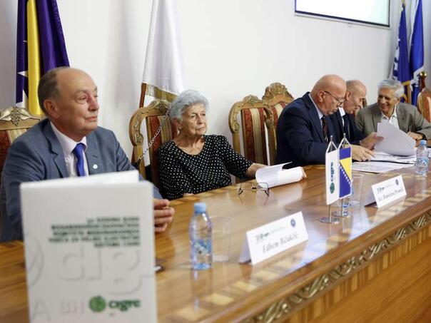 U Sarajevu predstavljeno univerzitetsko izdanje monografije Bh. komiteta CIGRE