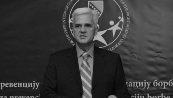 U Sarajevu preminuo Sead Lisak