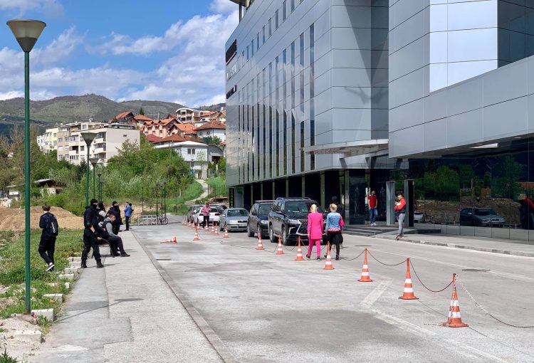 U Sarajevu privedeno više osoba zbog prijetnji novinarima