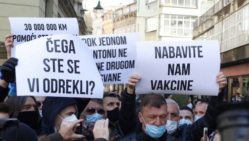 U Sarajevu protesti povodom najavljenog lockdowna