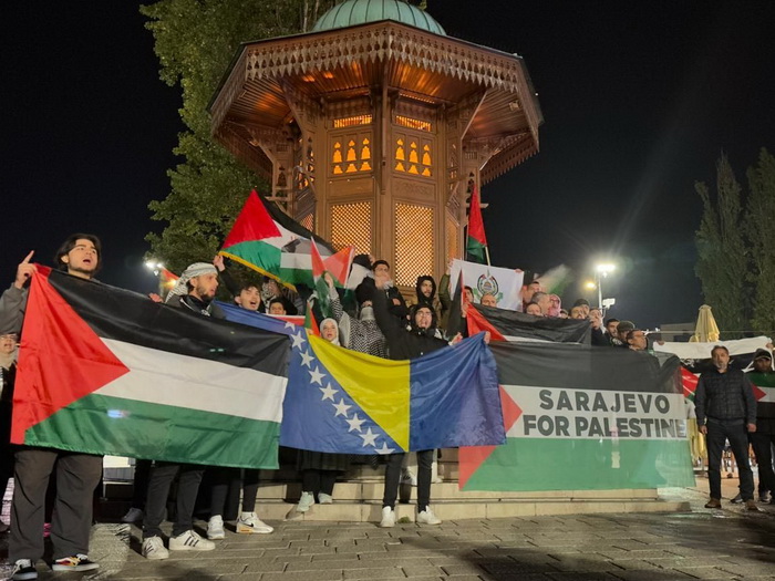 U Sarajevu sinoć protest zbog napada na bolnicu u Gazi