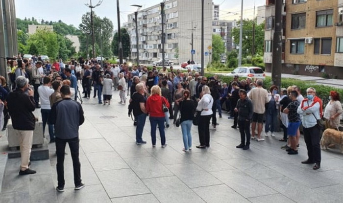 U Sarajevu skup podrške Hadžifejzoviću i FACE-u