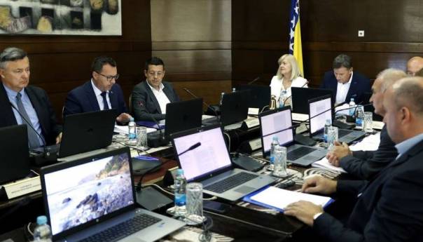 U Sarajevu sutra sjednica Vlade FBiH
