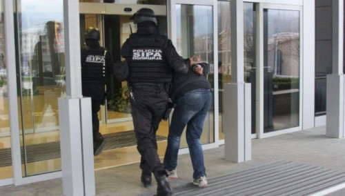 U Sarajevu uhapšena osoba zbog ratnih zločina, pretresi na području Bihaća zbog zloupotrebe položaja